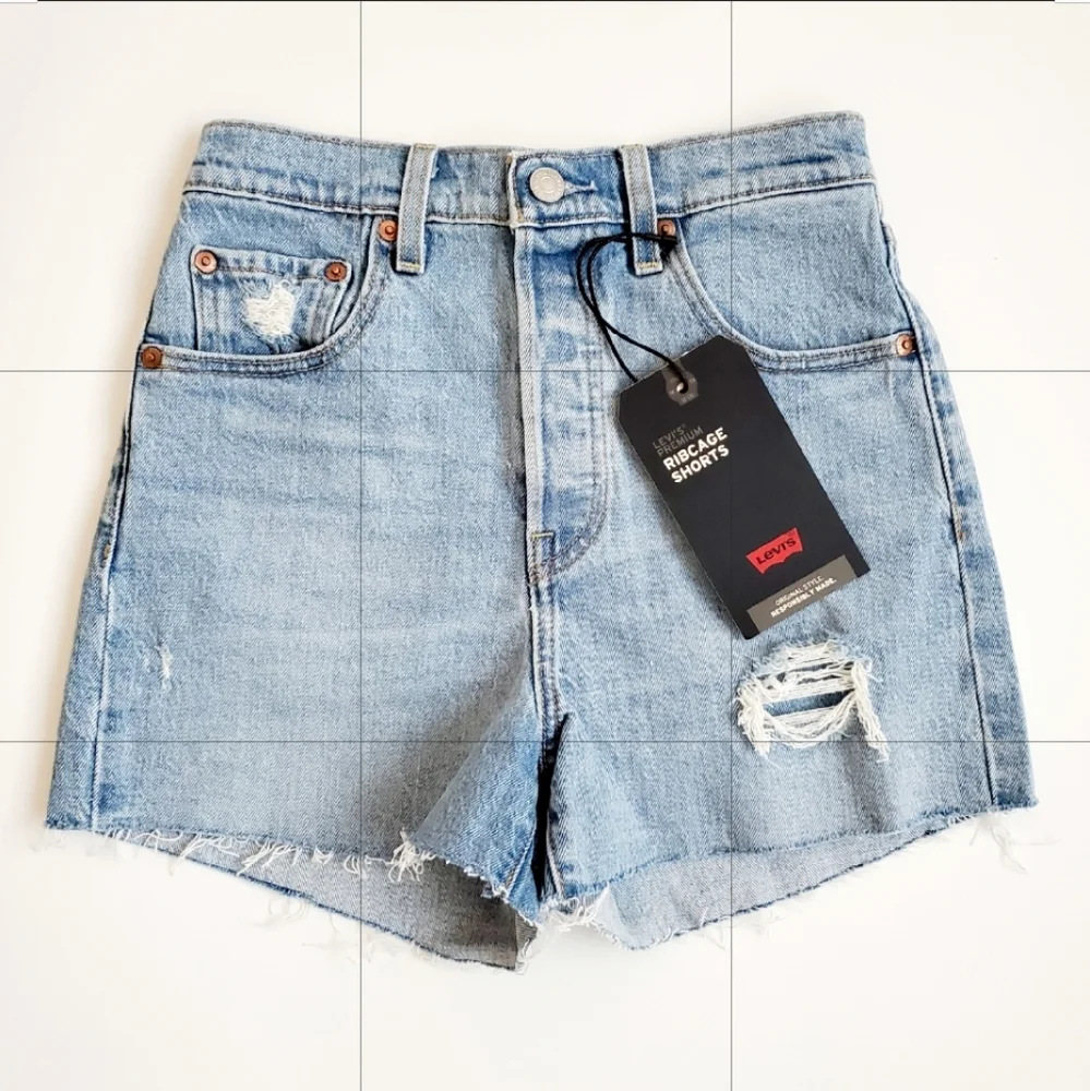 Levi’s Ribcage Denim High Rise Shorts Tango Pulse - Picture 8 of 10